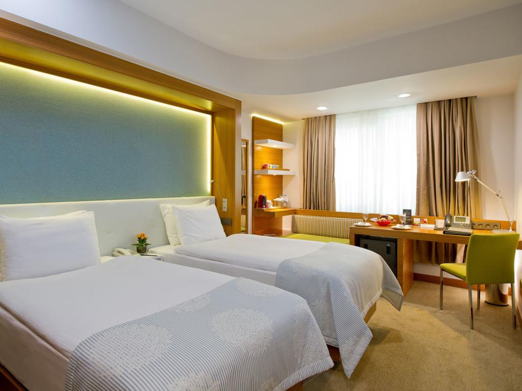 Divan Istanbul City 4*