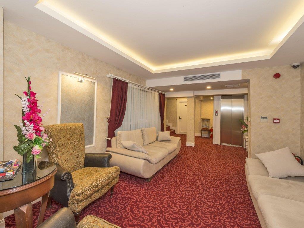 Grand Ninova Hotel 3*