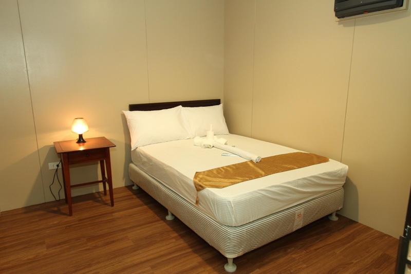Domestic Guesthouse Budget Hotel NAIA 1*