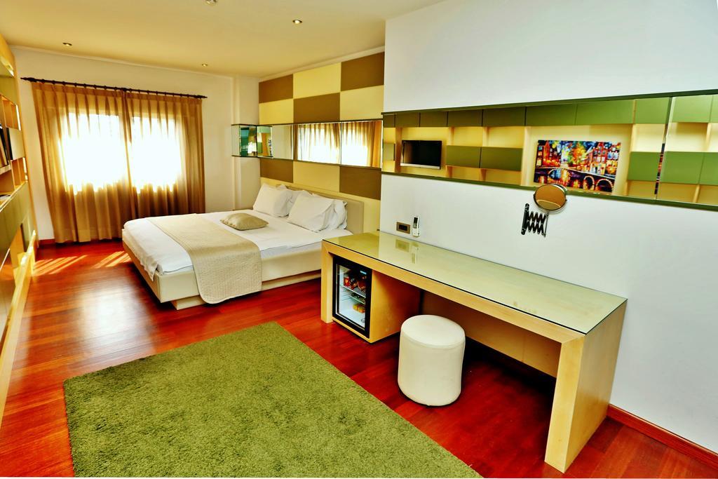 Eternity Hotel 3*