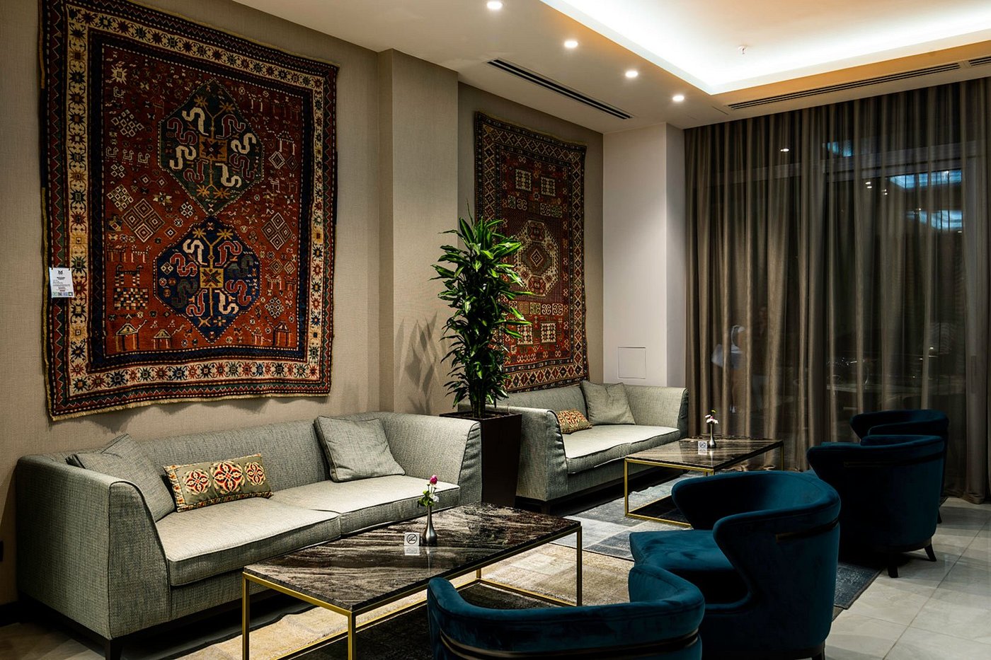Ramada Hotel & Suites 4*