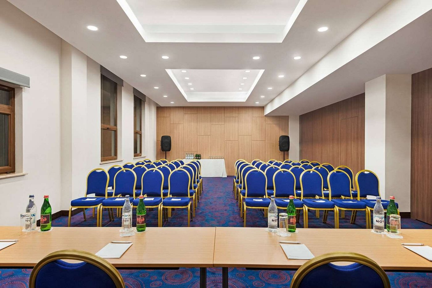 Ramada Hotel & Suites 4*