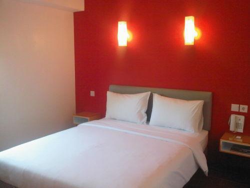 Amaris Hotel Thamrin City 2*