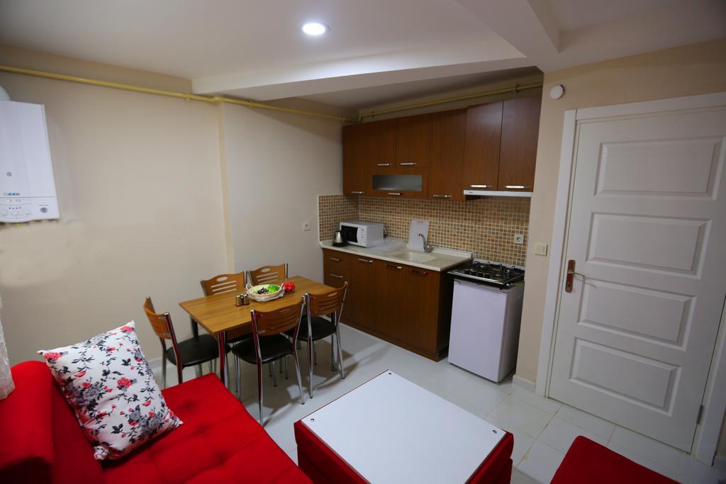 Istanbul Family Apartments 3*