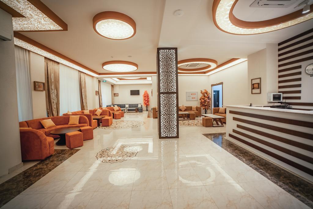 Continental Hotel 4*