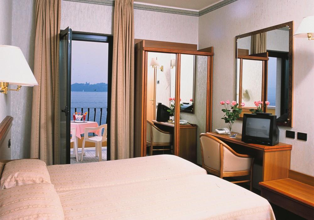 Туры в Hotel Du Lac Gardone Riviera