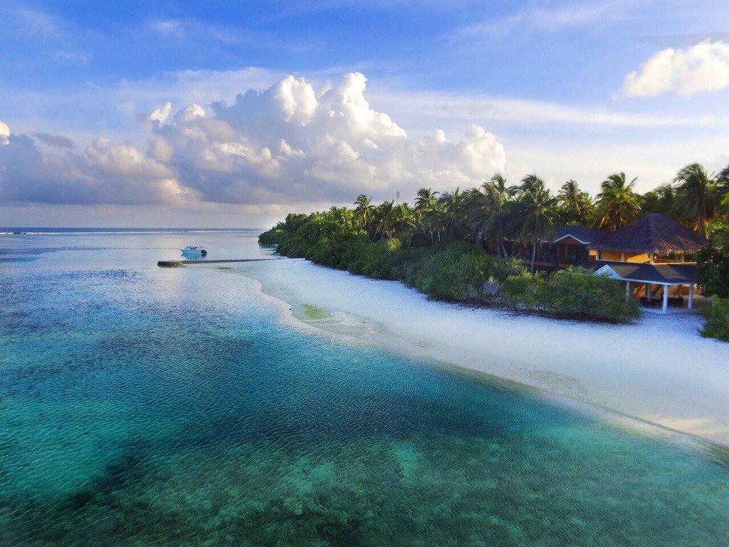 Pearl Sands Of Maldives 4*