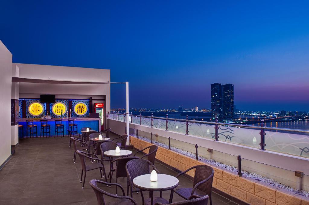 DoubleTree By Hilton Ras Al Khaimah Corniche Hotel & Residences 5*