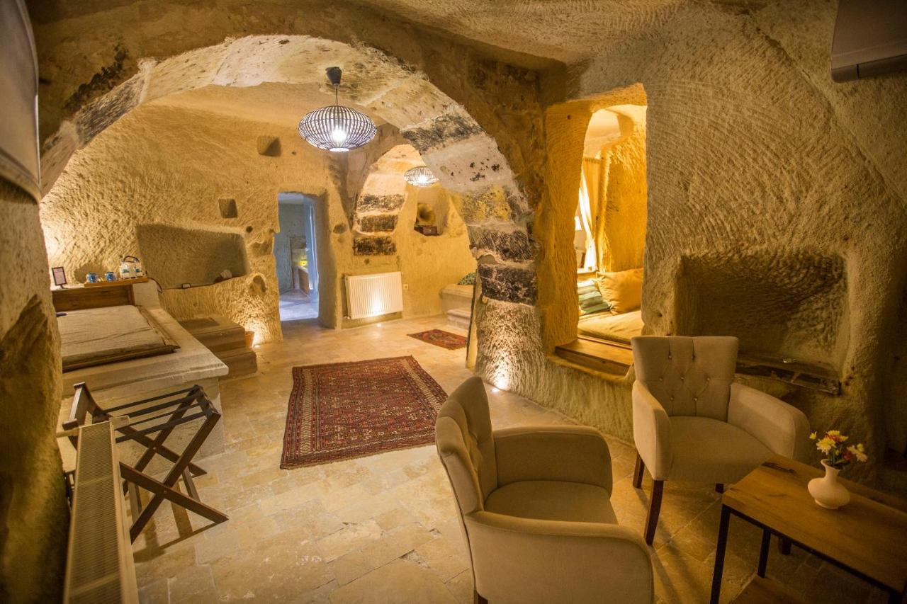 Туры в Azure Cave Suites