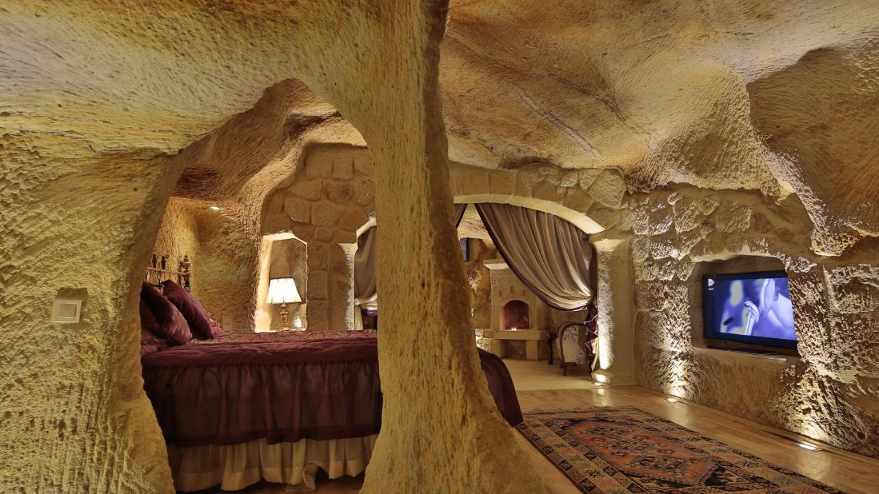 Туры в Golden Cave Suites