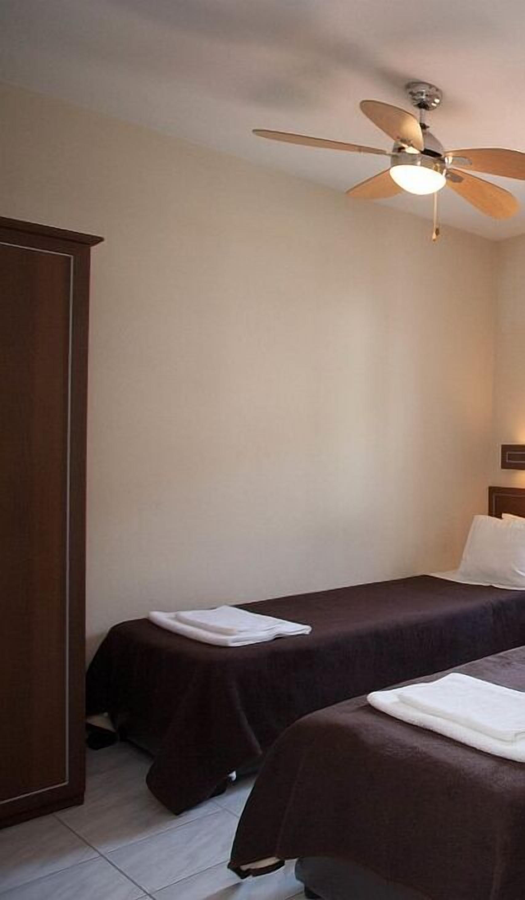 Aegean Gate Hotel 1*
