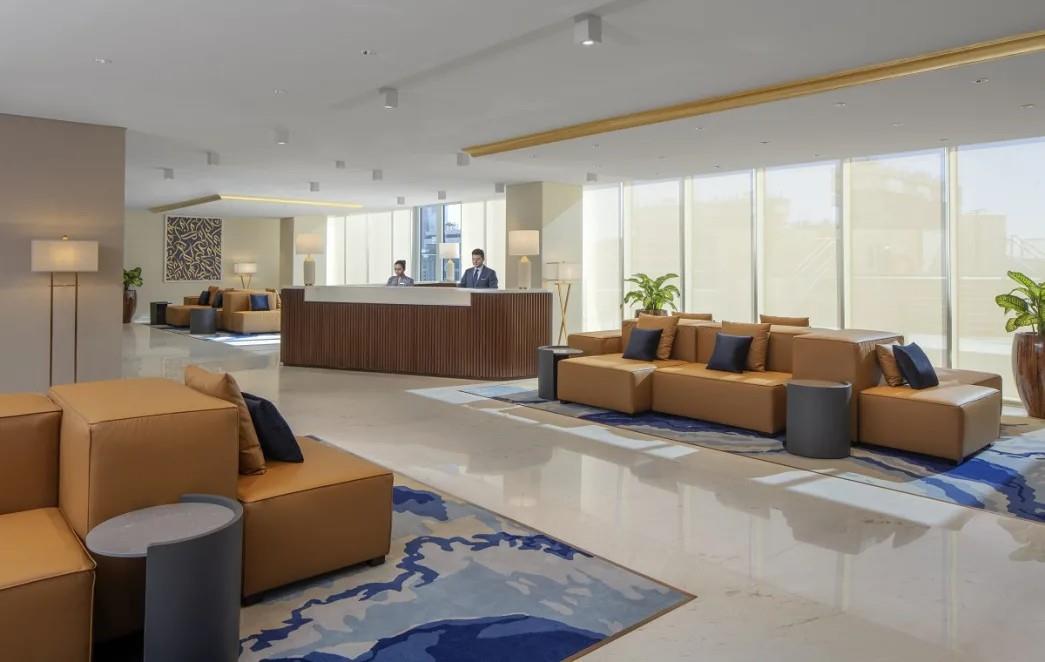 Avani Palm View Dubai Hotel & Suites 4*