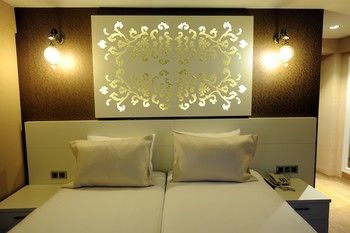 Rooms Inn Taxim 3*
