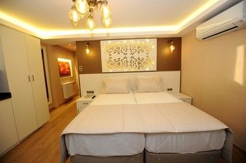Rooms Inn Taxim 3*