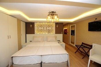 Rooms Inn Taxim 3*