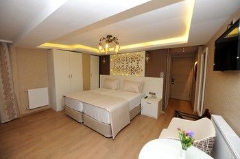 Rooms Inn Taxim 3*