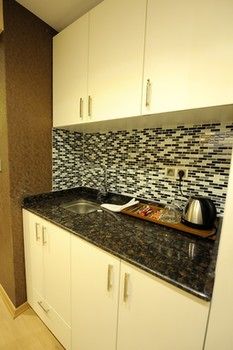 Rooms Inn Taxim 3*