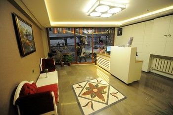 Rooms Inn Taxim 3*