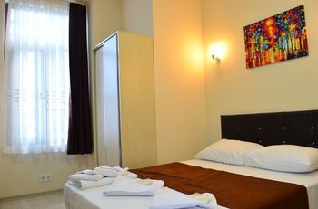 AddresSuitesHotel 1*
