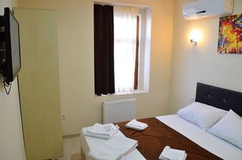 AddresSuitesHotel 1*