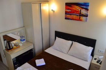 AddresSuitesHotel 1*