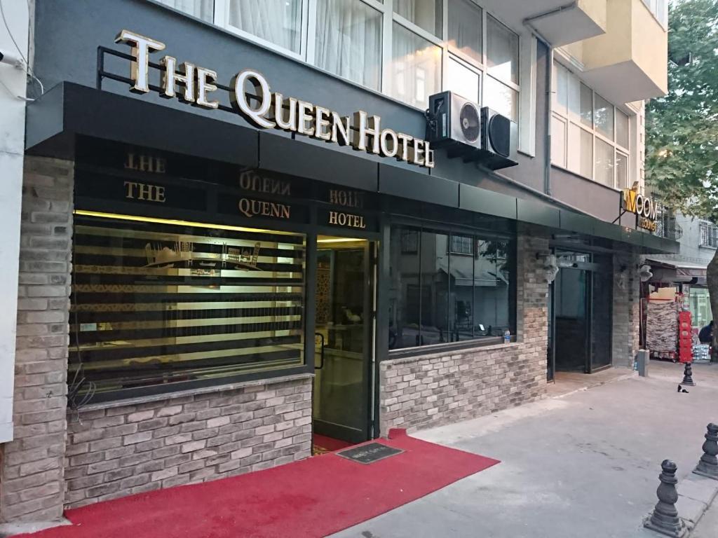 Туры в The Queen Hotel