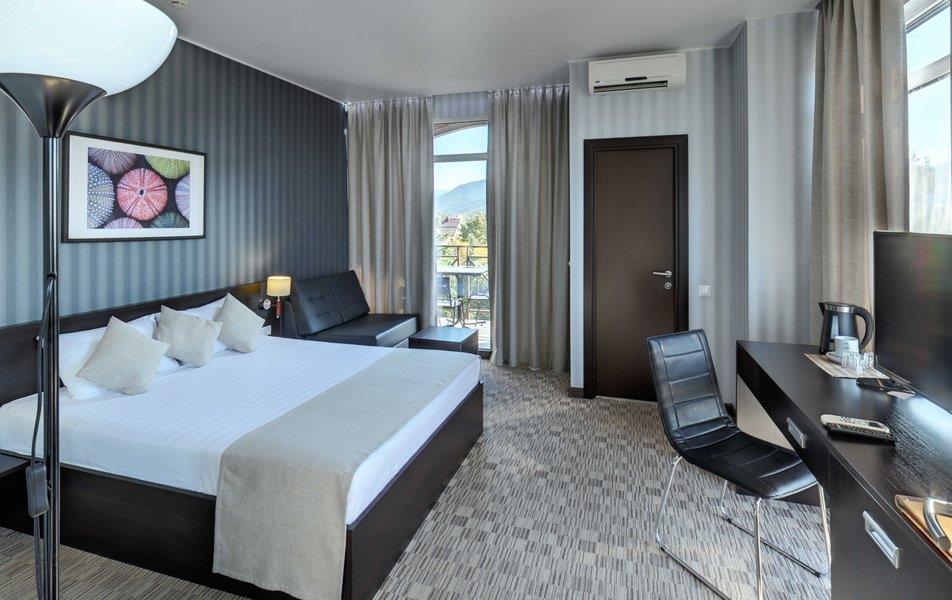 Апарт-Отель Бристоль 3*