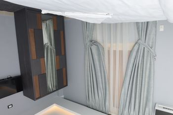 Capital Hotel 1*