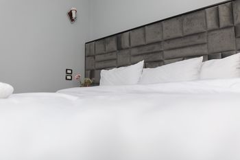 Capital Hotel 1*