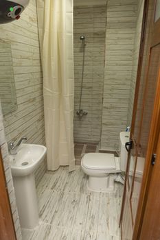 Capital Hotel 1*