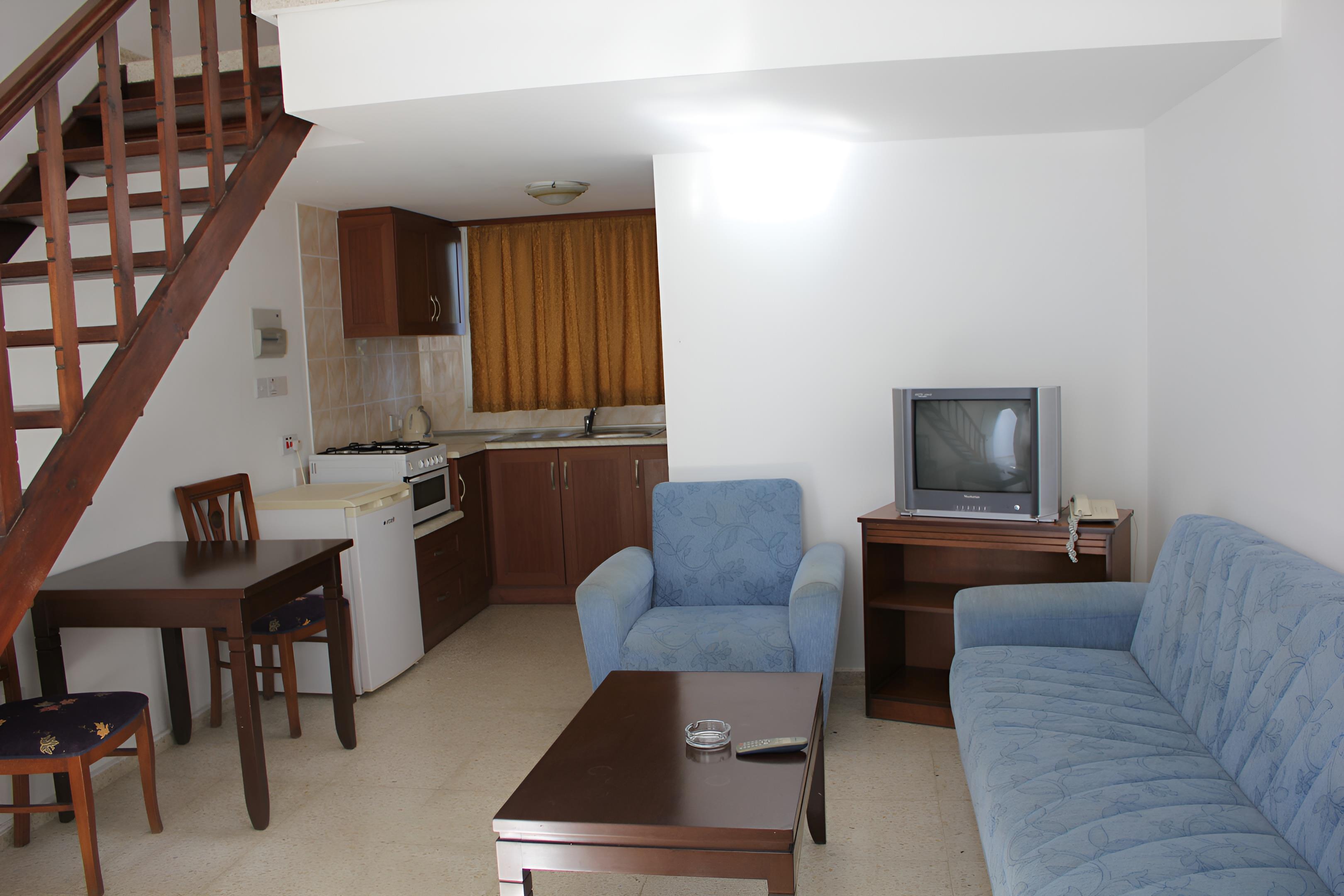Rose Gardens Holiday Village 3*