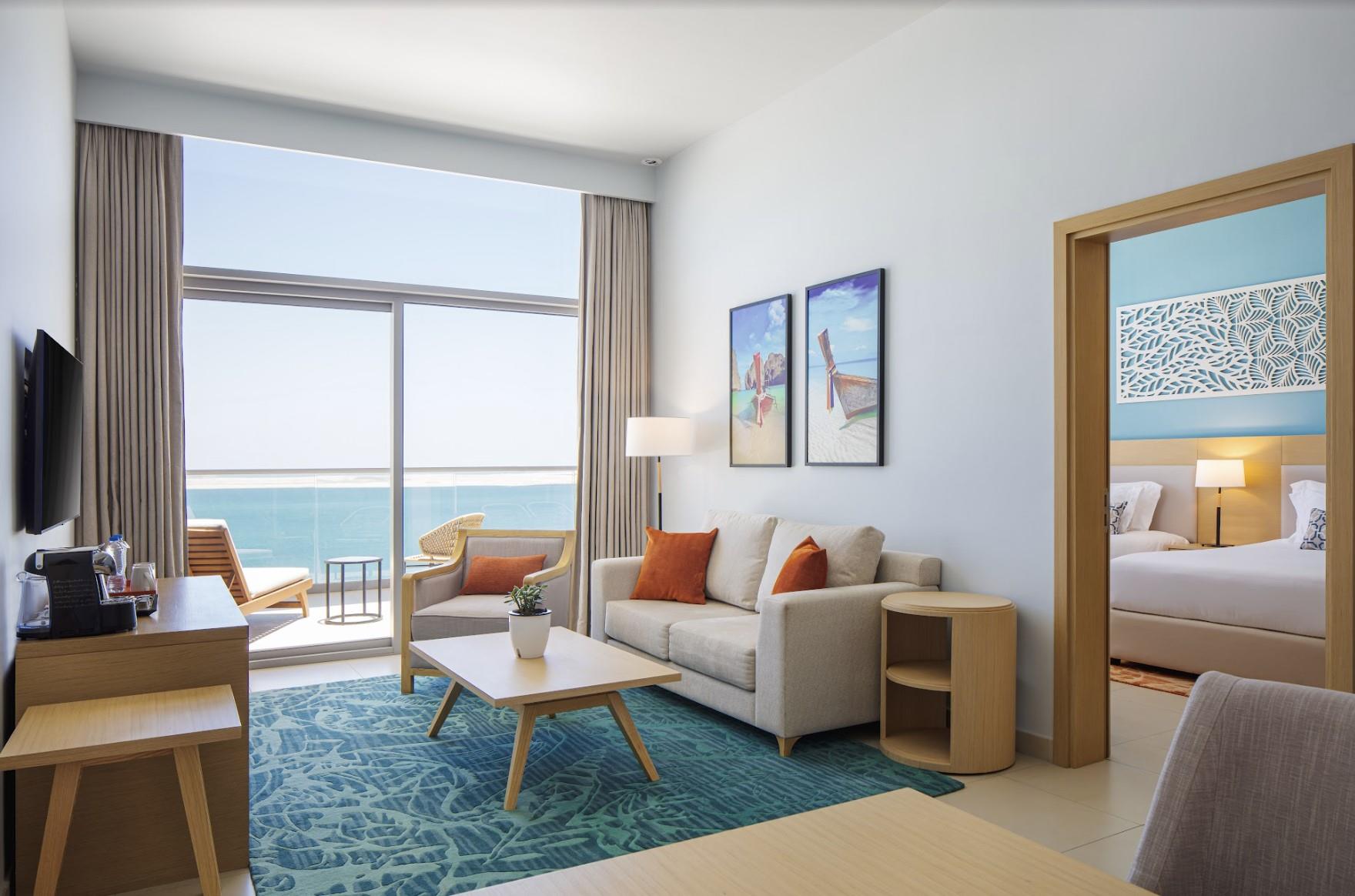 Centara Mirage Beach Resort Dubai 4*