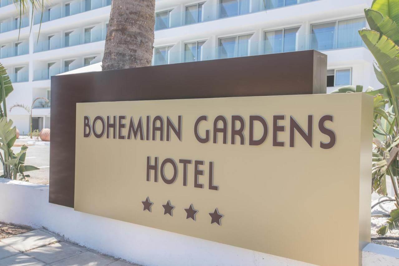 Bohemian Gardens Hotel 4*