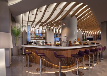 Blue Lagoon City Hotel 4*