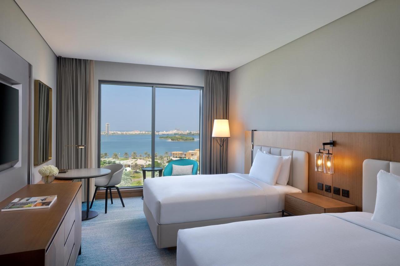 Туры в Doubletree By Hilton Sharjah Waterfront Hotel & Residences