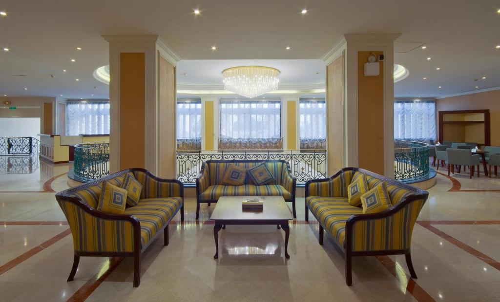 Holiday Inn Jeddah - Al Salam 4*
