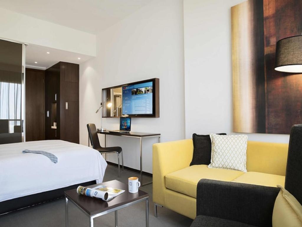 Centro Waha by Rotana 4*