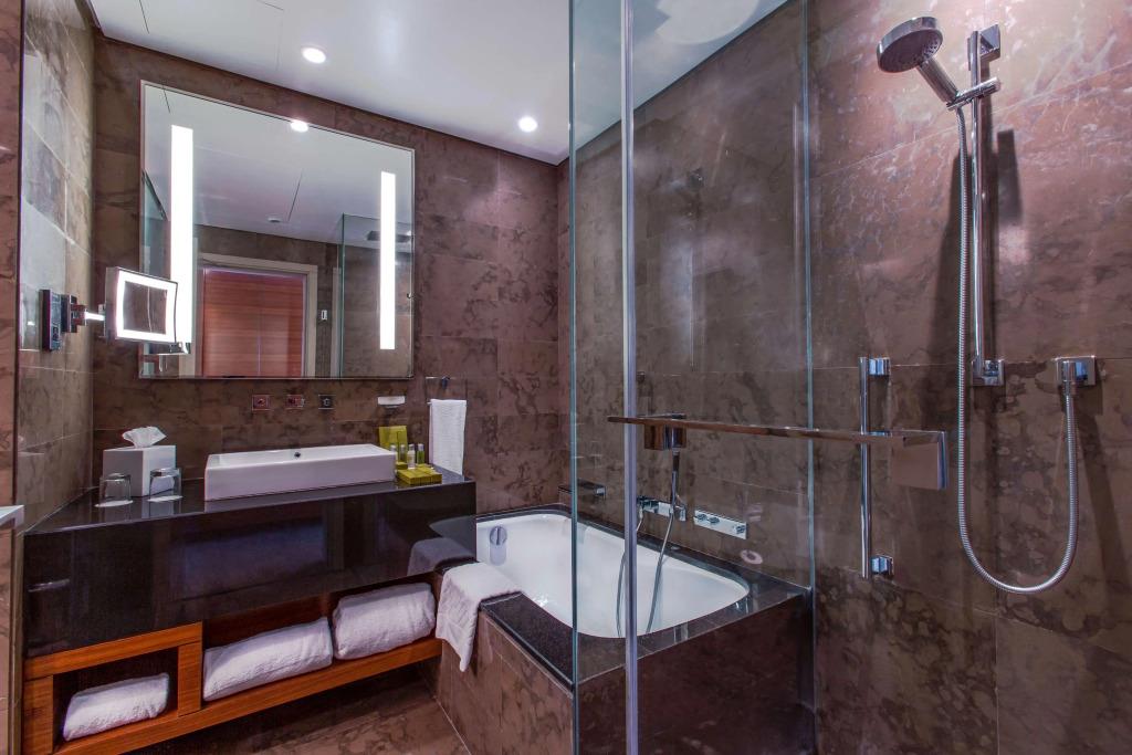 Hilton Riyadh Hotel & Residences 5*