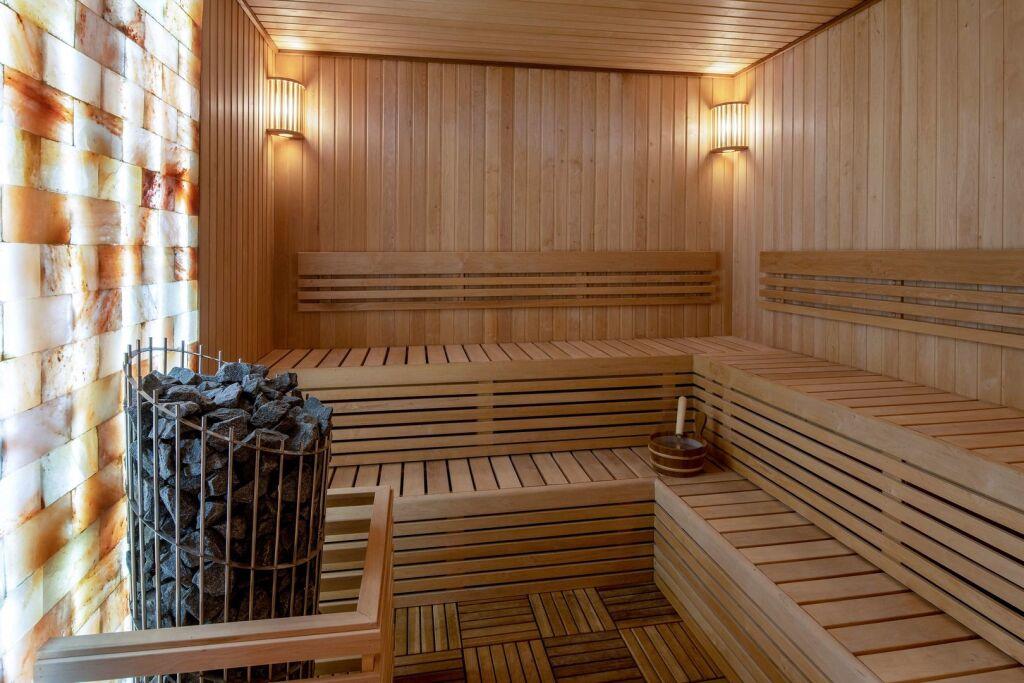 DoubleTree by Hilton Riyadh Financial District Hotel & Suites 4*