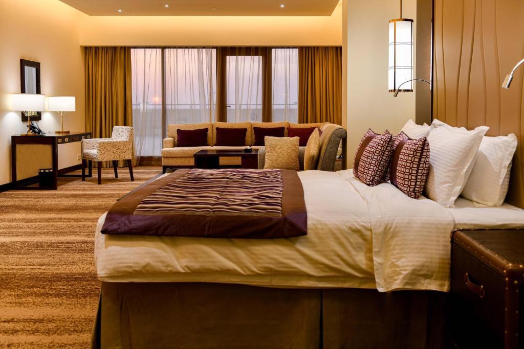 Grand Millennium Tabuk 4*