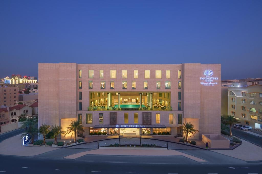 DoubleTree by Hilton Doha - Al Sadd 4*