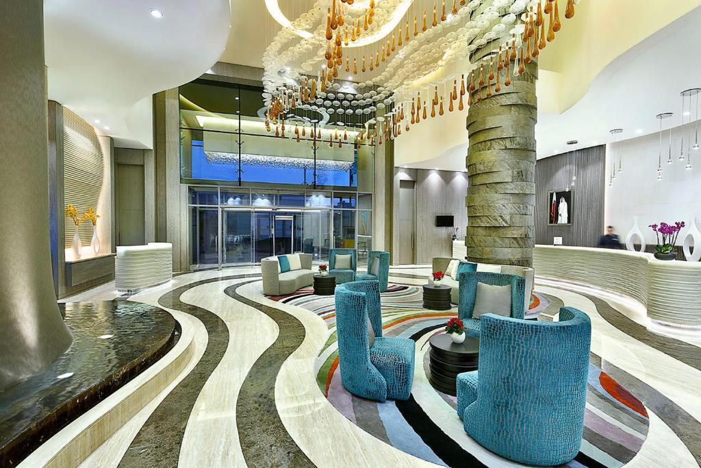 DoubleTree by Hilton Doha Old Town 4*