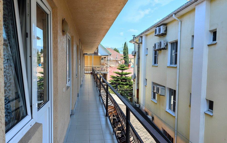 Альбатрос (ул. Б. Хмельницкого) 0*