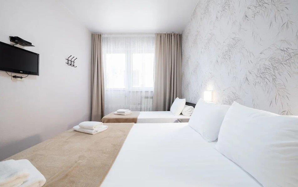 Альбатрос (ул. Б. Хмельницкого) 0*