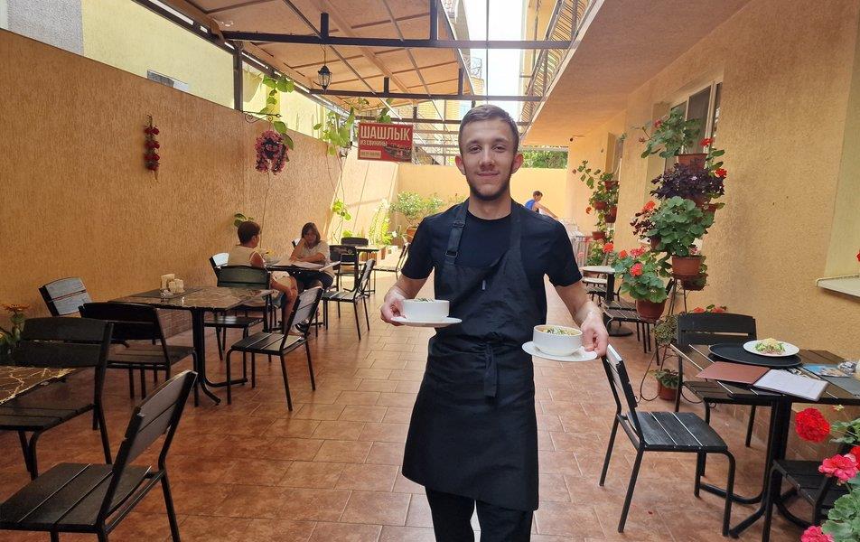 Альбатрос (ул. Б. Хмельницкого) 0*