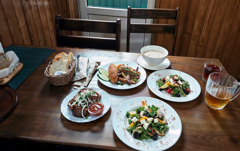 Альбатрос (ул. Б. Хмельницкого) 0*