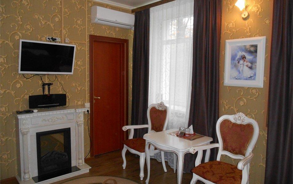 Лефортовский дворик 2*