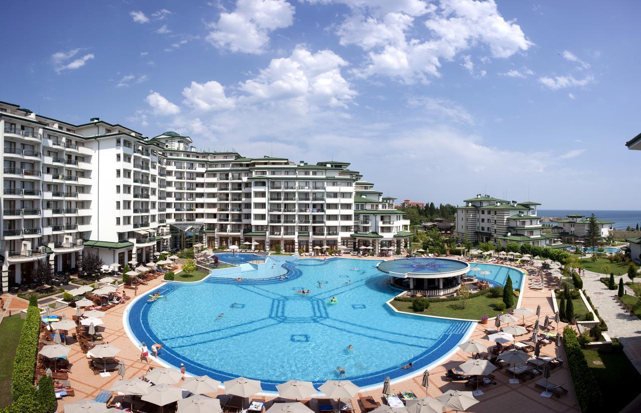 Emerald Resort 5*