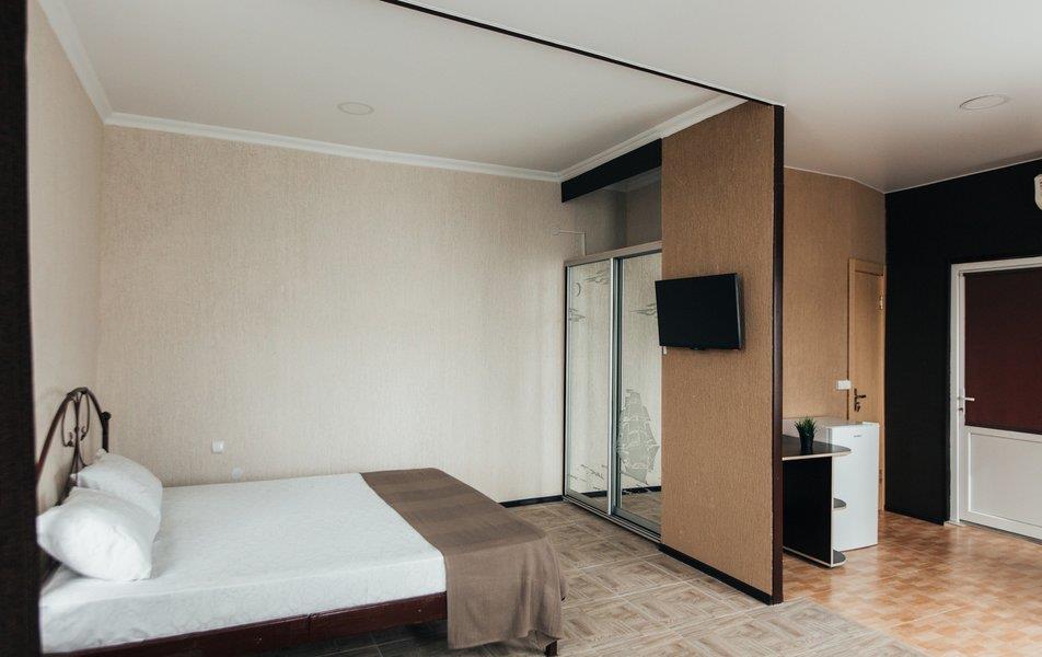 Людмила Гостевой дом (ул. Барановская) 0*