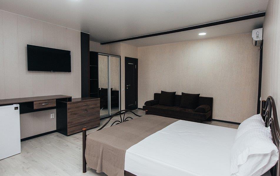 Людмила Гостевой дом (ул. Барановская) 0*